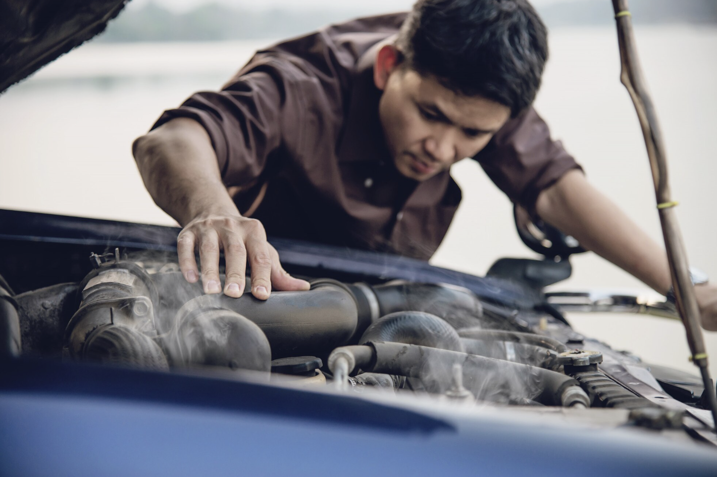 5 Warning Signs Your Car Aircon System Has a Hidden Refrigerant Leak